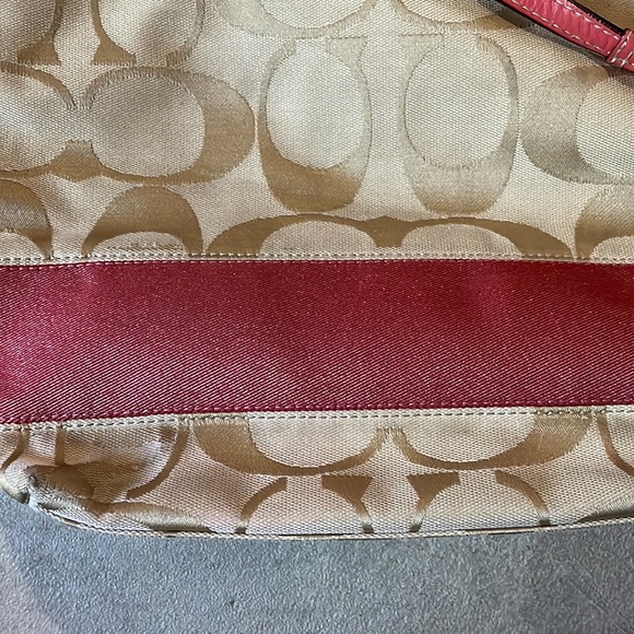 Coach Purse - Picture 4 of 15